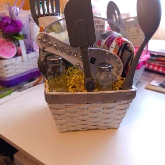 Kitchen Gift Basket Set